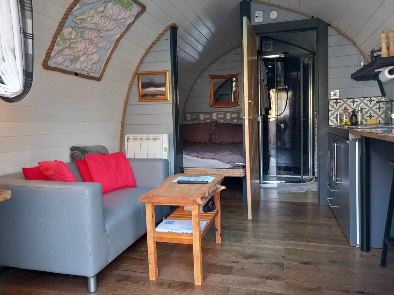 Riverside Pod, West Highland Way Holidays Кинлохливен Экстерьер фото