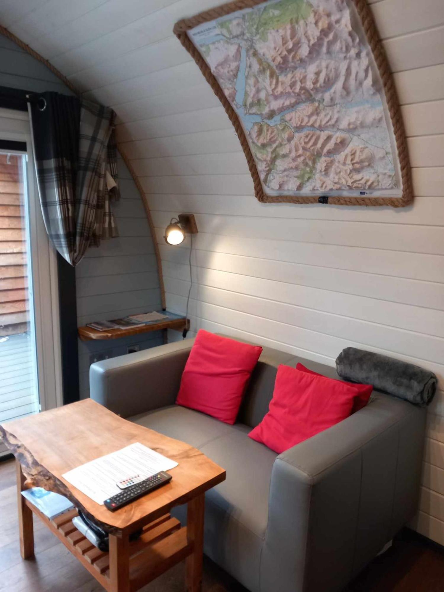 Riverside Pod, West Highland Way Holidays Кинлохливен Экстерьер фото
