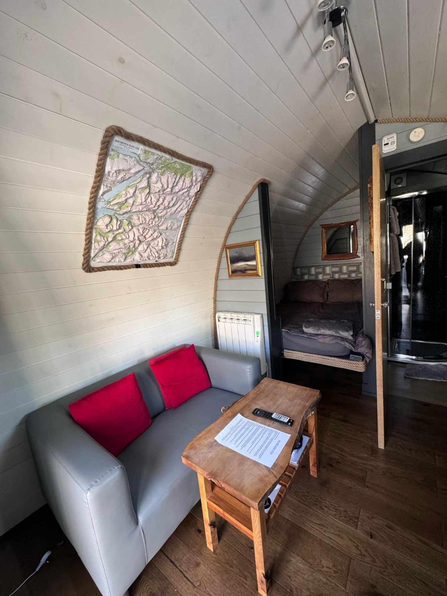 Riverside Pod, West Highland Way Holidays Кинлохливен Экстерьер фото